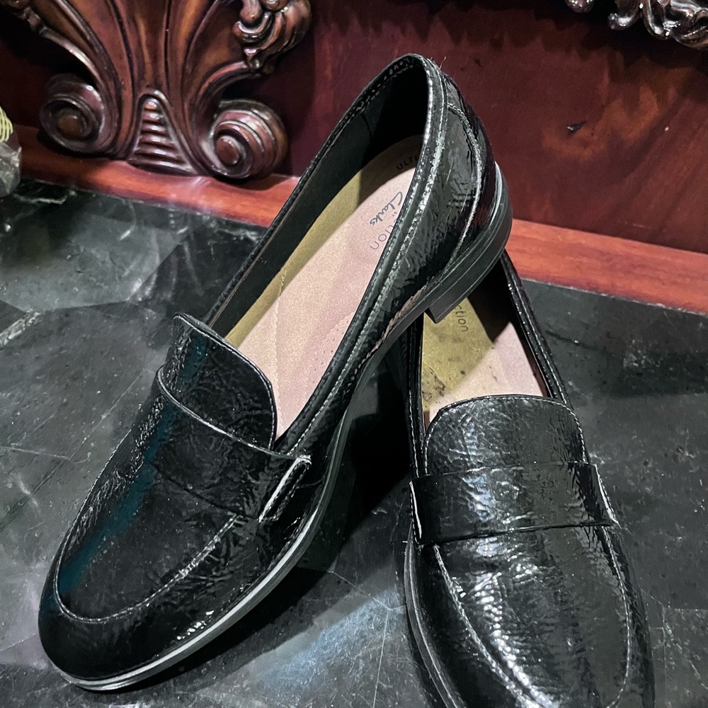 PM051925 Clarks Black Leather Penny Loafers Flats